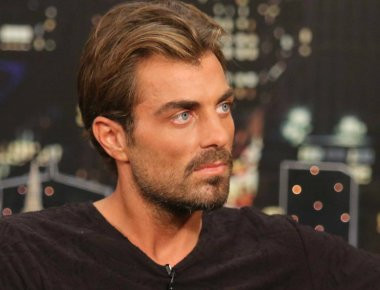 Στέλιος Χανταμπάκης: Survivor και στην Κηφισίας - Έσωσε γυναίκα όταν το αυτοκίνητο της άρπαξε φωτιά